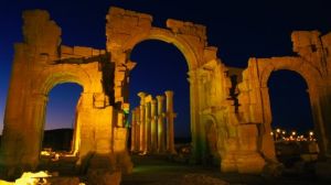 Palmyra Arch That Survived ISIS Will Be Recreated in New York and London